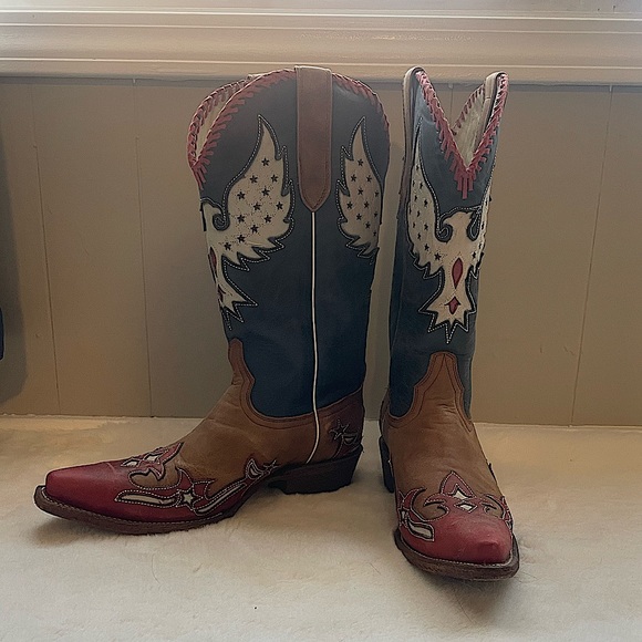 Women’s Western Boots - Picture 2 of 7